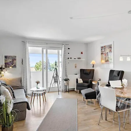Apartamento 5566-gudhjem-kirkevej-10-lejl-12 *