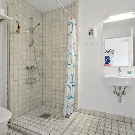 5566-gudhjem-kirkevej-10-lejl-12 Apartamento